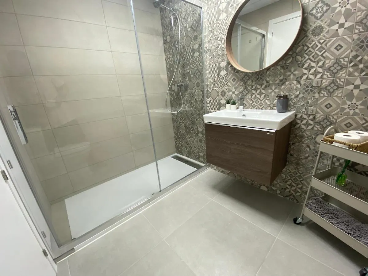 דירה מאלגה Bonito Apartamento De 2 Habitaciones Con Terraza